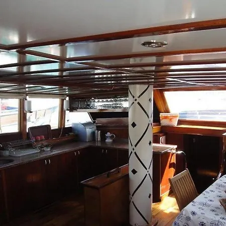 Botel Sanda Yachting Marmaris